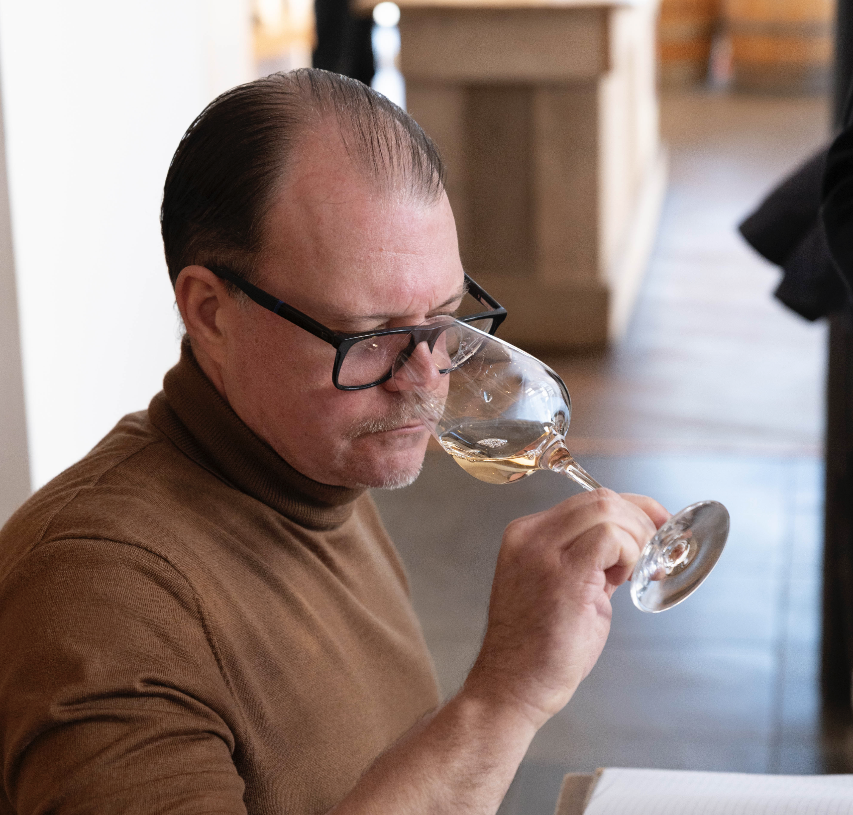 Het Wijnhuis Sint-Niklaas lekkere wijnen wereldwijnen nieuwe wijnen biowijnen Italiaanse Franse klassiekers Spaans cava prosecco champagne